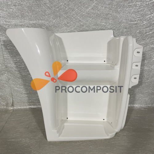 Щиток подножки правый 6520-8405110